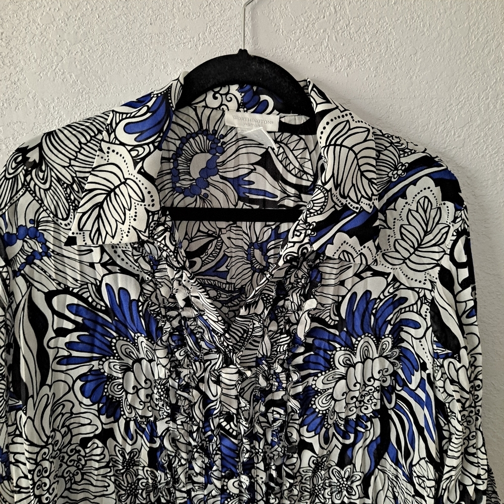 Worthington white and black floral blouse - Picture 2 of 7